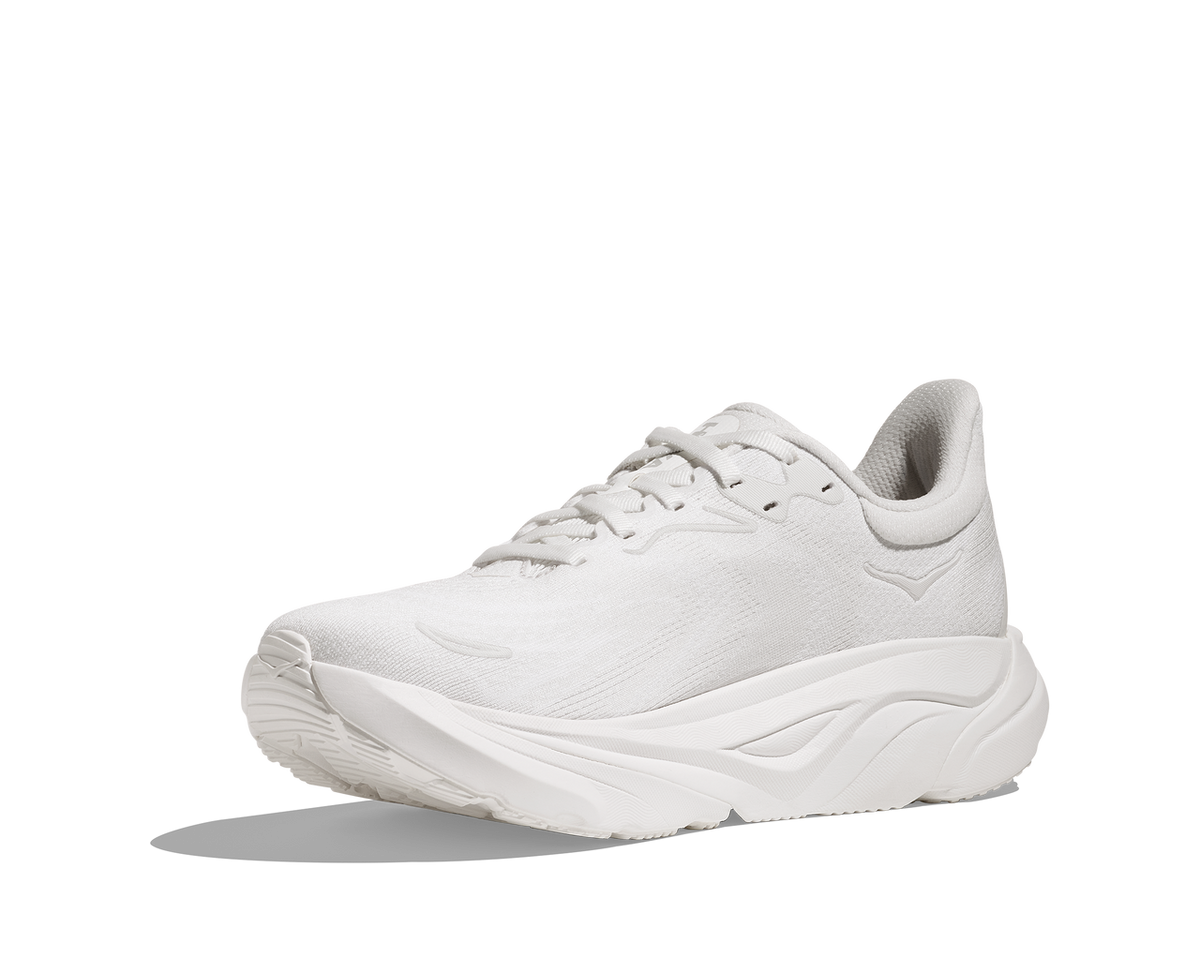 HOKA Women's Arahi 8 Wide Running Shoes