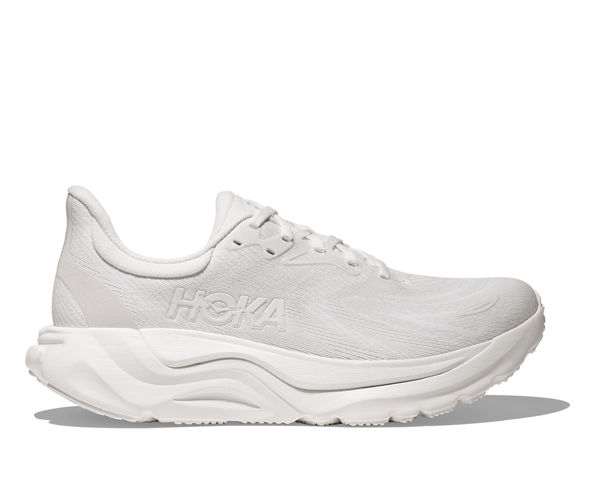 HOKA Women's Arahi 8 Wide Running Shoes