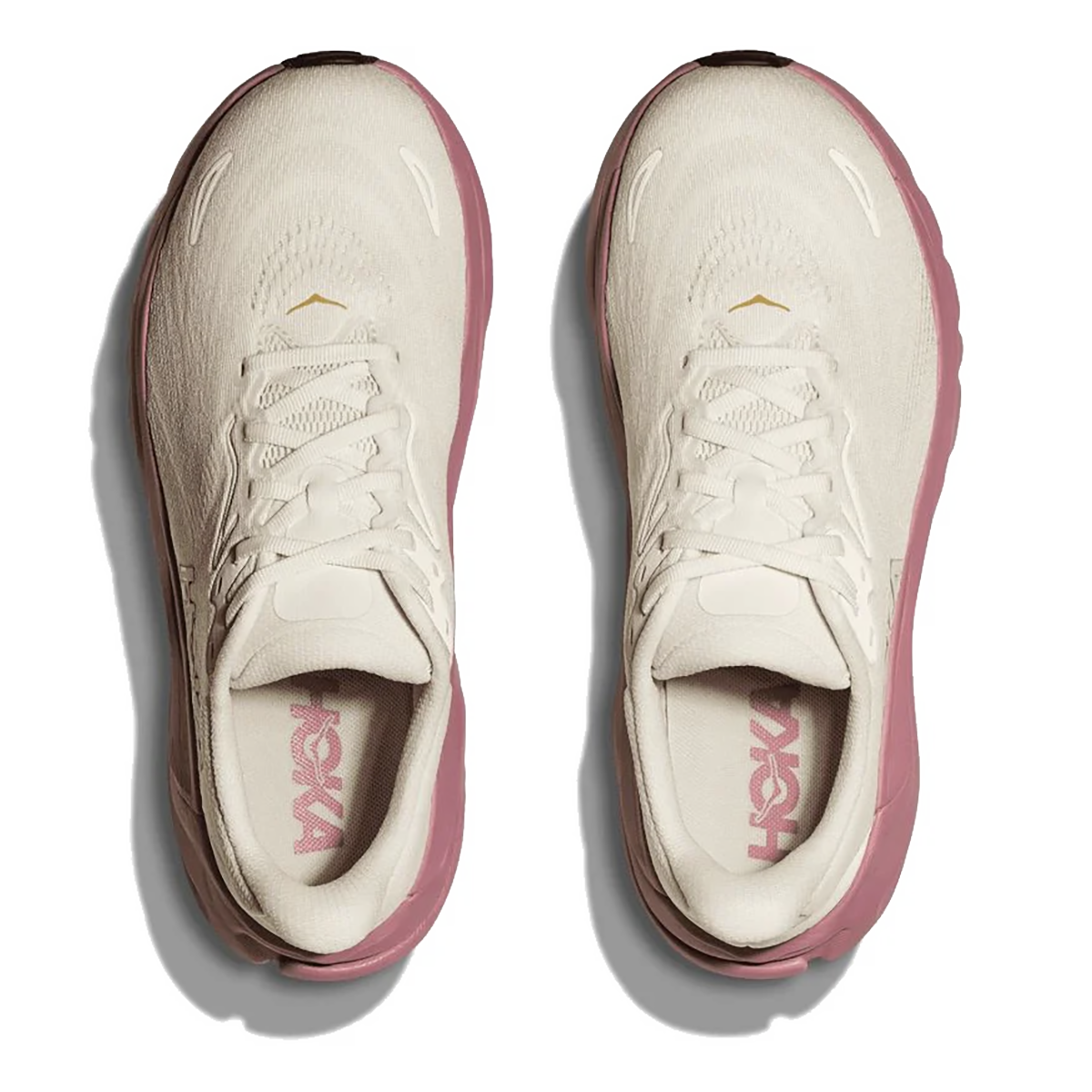 Hoka Arahi 8